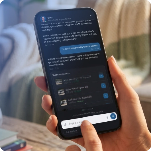 Visitor chatting with Website Navigator on phone